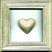 TAUPE PICTURE HEART